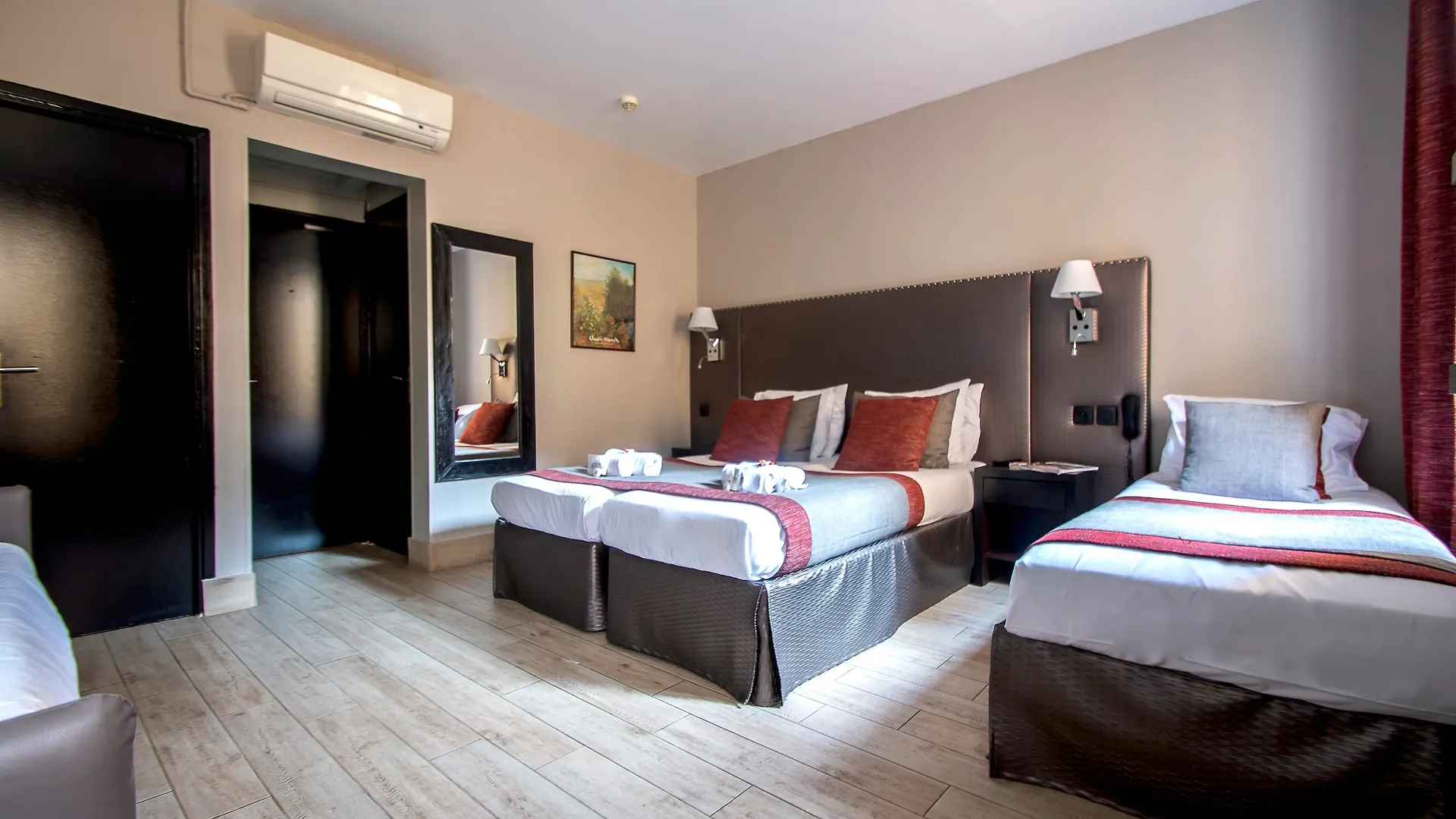 Hotel Migny Opera Montmartre Paris